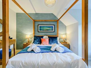 3 Bed in Lulworth Cove 91200 - 3