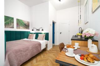 Golden Apartments in Warsaw - Cozy and Stylish Studio - Ząbkowska B - Warschau - 3
