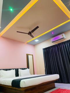 D N J Lodging & Restaurant, Mudhal Titta, Admapur - 2