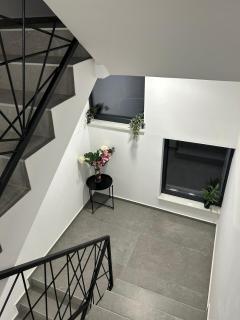 LuxStay Apartments APT1 - Private Parking, Terrace - 9