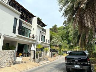 Kamala townhome with sea view terrace & pool - 3