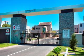 Happiness! Langebaan 2 Sleeper - 3