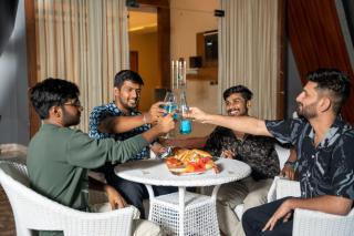 Prism Peak with pvt Pool, BBQ & Projector by Homeyhuts - 8