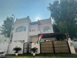 Oasis Villa Stay by Lunar - 0