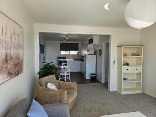 Bay Getaway & Suite Caroline - 1