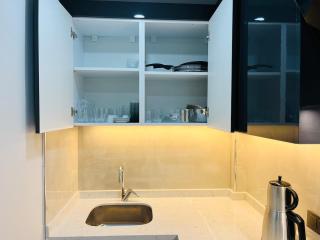 Two air-conditioned Luxury Suite in the center No 1 - 8