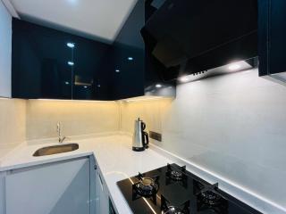 Two air-conditioned Luxury Suite in the center No 1 - 4