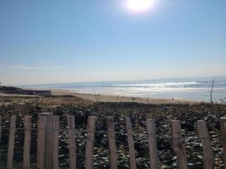 Sea View Family Escape - 7