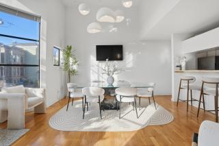 Bright Spacious & Comfortable Hayes Valley Condo - San Francisco - 1