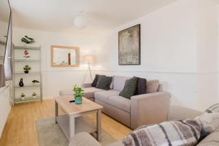 Comfortable home away from home - 5