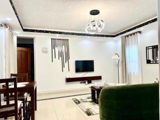 Keisha Luxury Furnished Apartment Bukoto - 2