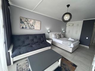 Brookes Hill Suites Bay Watch - 4