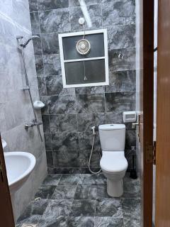 Golden Apartment - 7