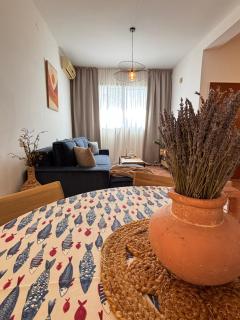 Flora Apartment - near the sea - 1