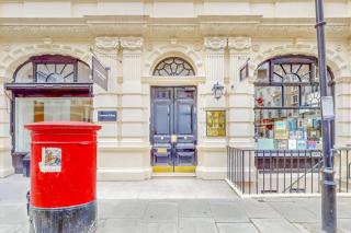 3 bedrooms mansion in Green Park - 1