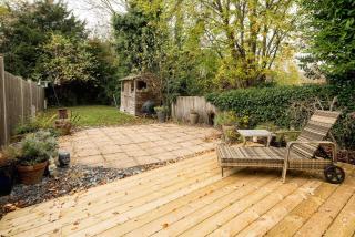 Sydenham Haven: 2-Bedroom Retreat by the Park - 7