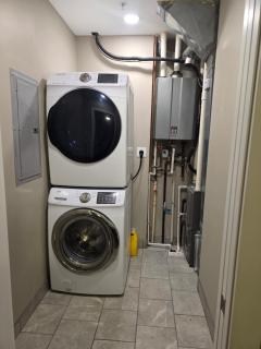 Midtown Hideaway - 1