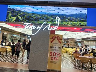 Royal Service Suite At Berjaya Times Square - 5