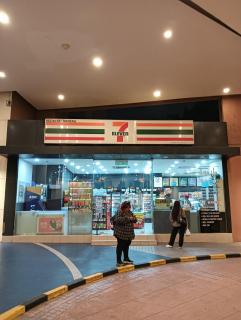 Royal Service Suite At Berjaya Times Square - 8