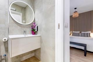 "Espacio Norma 1" con 1 Hab, AC & SmartTV en Las Ventas - 2