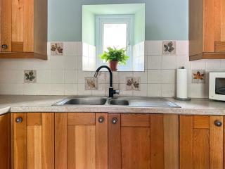 Mushroom Cottage -  - 7