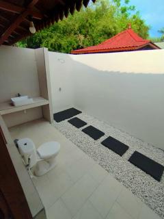 Westwood Bungalow - 4