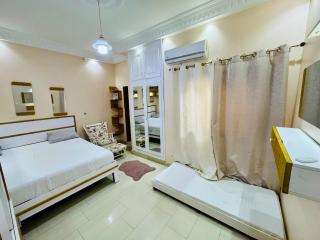 Modern 2bedroom apartment Sacre Coeur 3 - 6