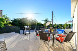 Holiday home 5240 for 8 Pers bei Labin - 9