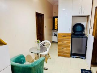 Modern 2bedroom apartment Sacre Coeur 3 - 1