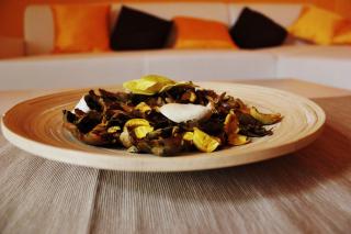 Cozy Apartment in City Center Epicenter! - 3