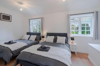 Stylish Putney Family Home-Close to Central London - 4