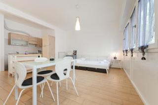 Francy Suite - 15 min from Venice & Mestre Train Station - 0