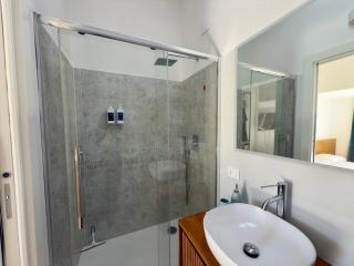 La Finestra sul Mare Seaview Apartments - 4