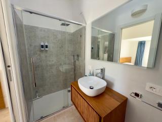 La Finestra sul Mare Seaview Apartments - 5