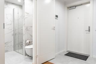 Stylish Studio with Balcony and Parking - 2