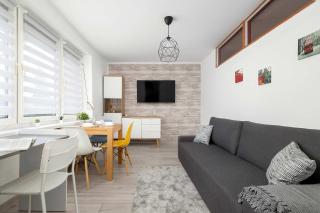 Przytulny & Jasny Apartament w Centrum Katowic by Noclegi Renters - 0