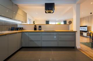 NexStay Bournemouth Retreat 5 Bed Luxe Bungalow - 6