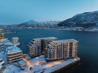 Premium Penthouse - City, Sea & Mountain view - 2