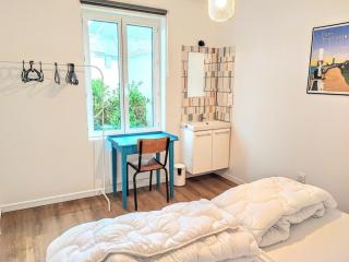 Large Family House By The Beaches - Saint-Guénolé - 2