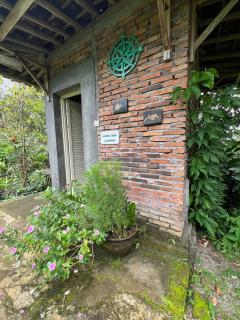 Sitinggil muncul Glamping and Villas - 5