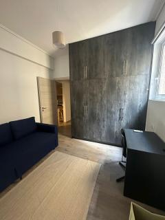 Spacious sunlit 3bd flat,2 bathroom best location! - 3