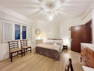 Number 3 APT, easy for Venice - 0