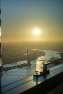 Sky High Retreat with Pool and Sauna, Near Marvel Stadium - 2