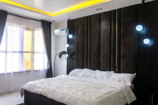 24hr Comfort Light 2BR with 75inch TV & OceanCity View - 9