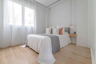 Apartamento 3 - Acogedor en Castellana - 4 Torres - 2