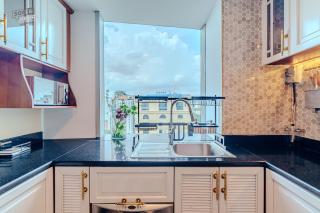 Son&Henry Sailing Tower - 1