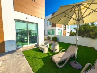 Alassia Blue Villa - 8