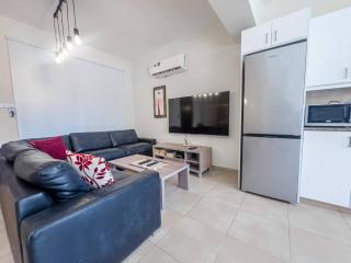 Pernera Seaside Villa - Sun, Sea, Poolside Bliss - 9