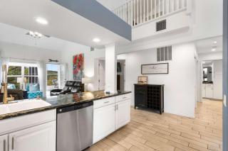 Vacay Getaway - Condo for 8 - 3