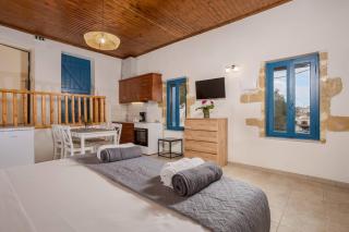 Halases Panorama Villa pvt pool - 2